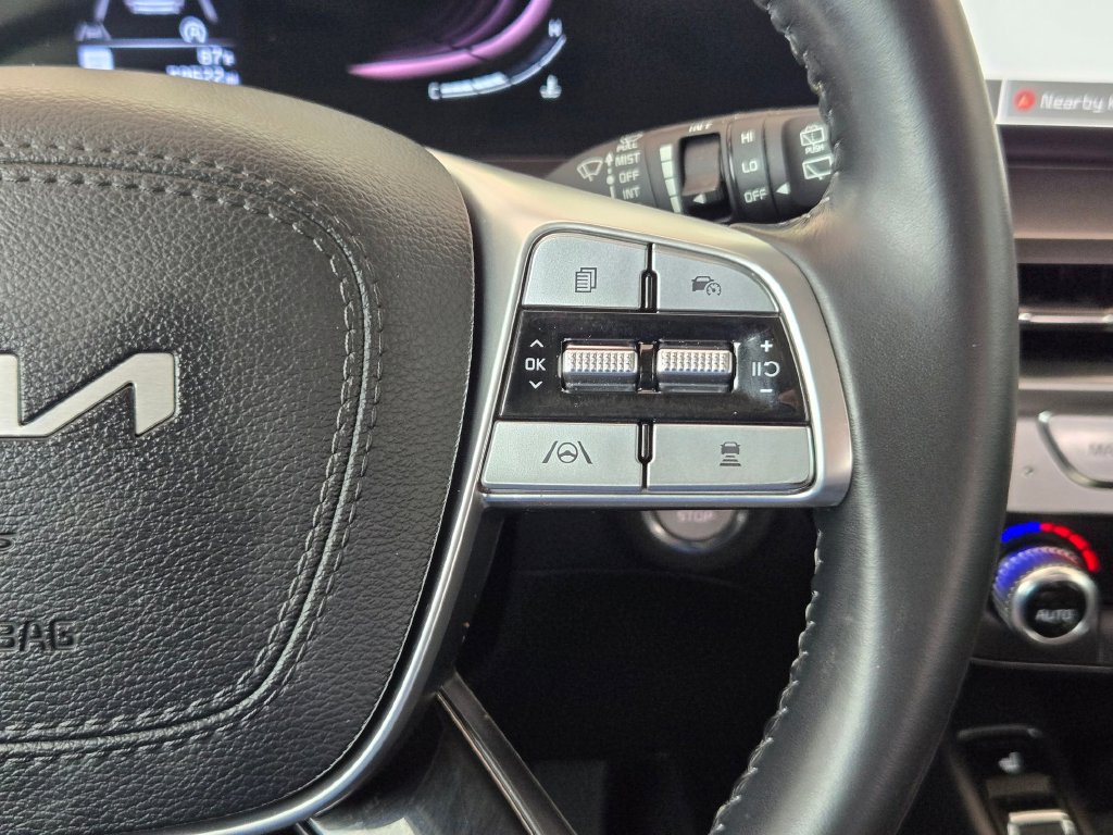Used 2023 Kia Telluride S FWD image 24