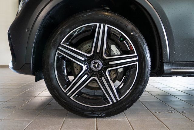 New 2026 Mercedes-Benz GLC 300 4MATIC image 9