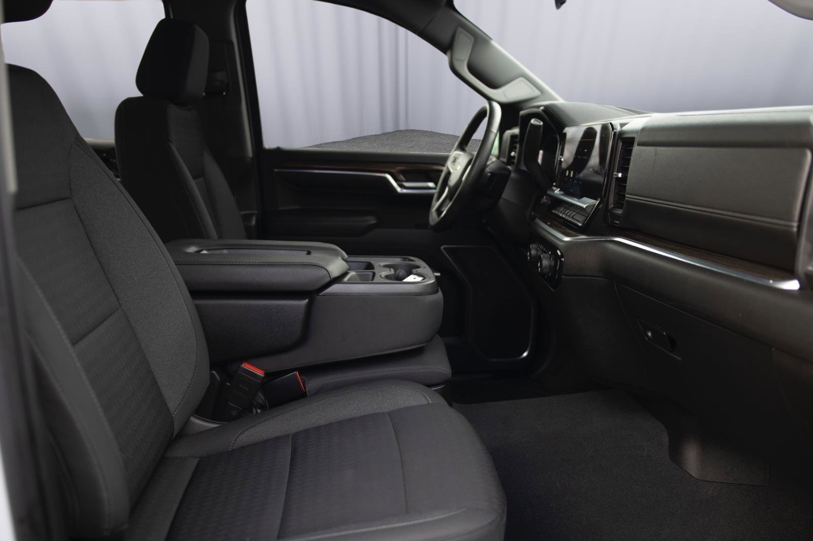 Used 2023 Chevrolet Silverado 1500 LT image 15