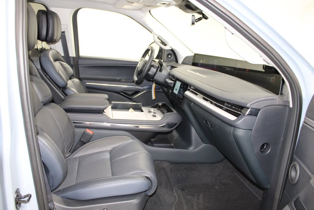 New 2026 Lincoln Navigator L Reserve image 30