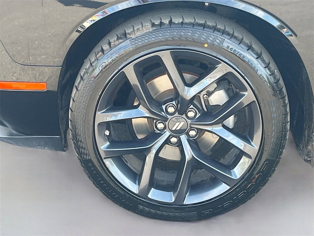 Used 2022 Dodge Challenger SXT w/ Blacktop Package image 29