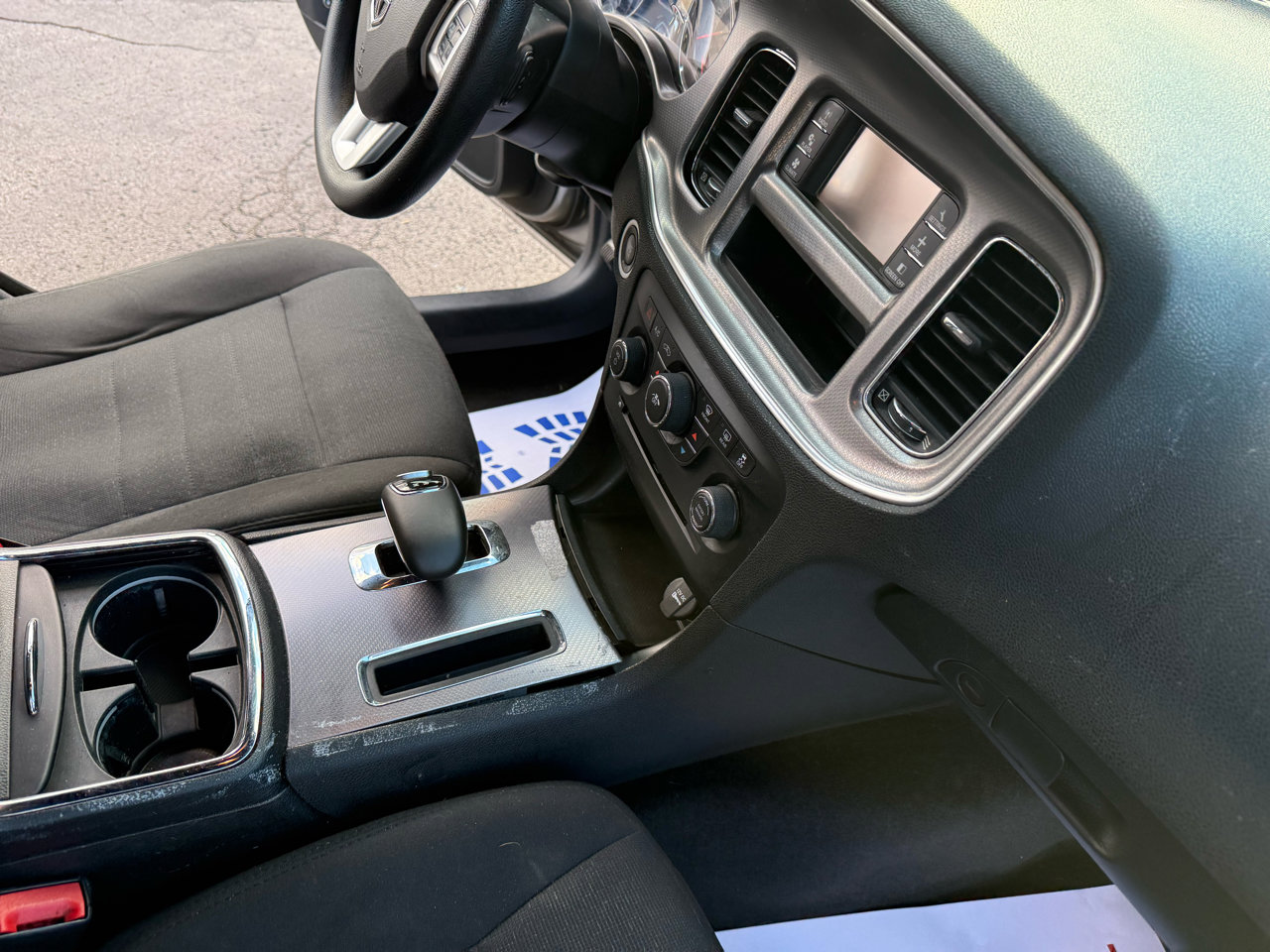 Used 2014 Dodge Charger SE image 23