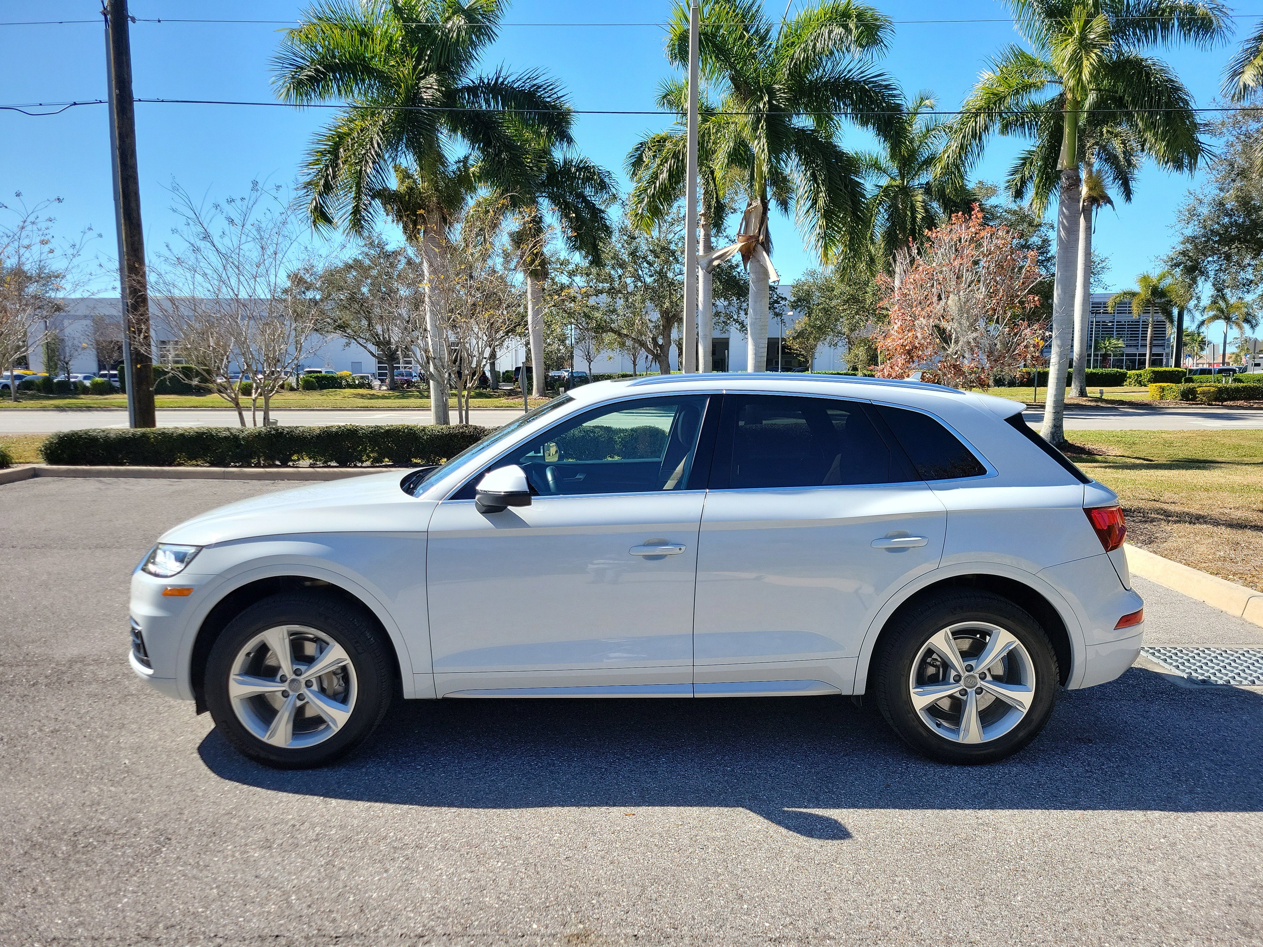 Used 2020 Audi Q5 2.0T Premium Plus image 7