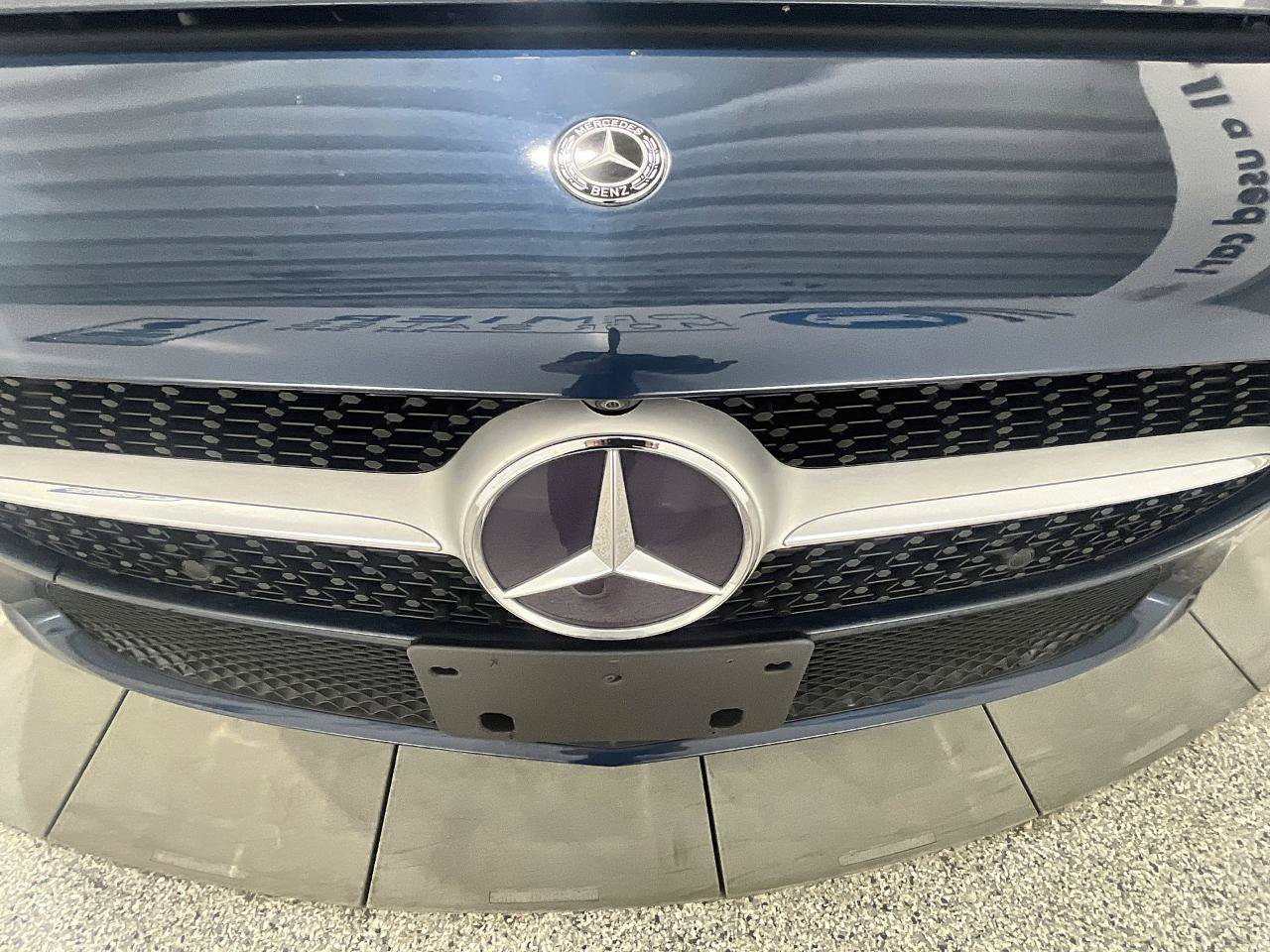 Used 2019 Mercedes-Benz A 220 w/ Premium Package image 9