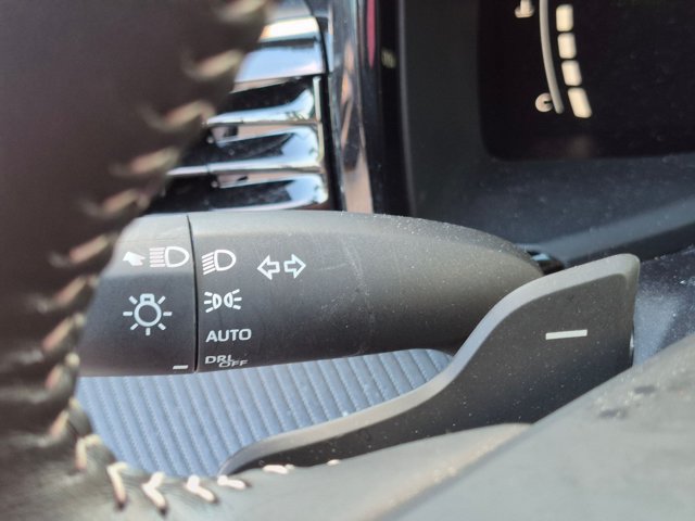 Used 2026 Toyota Camry SE FWD image 17