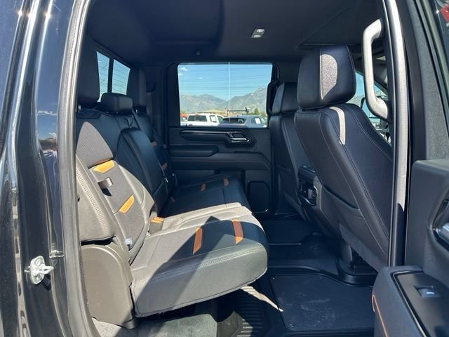 Used 2025 GMC Sierra 3500 AT4 w/ AT4 Premium Plus Package AWD/4WD image 29