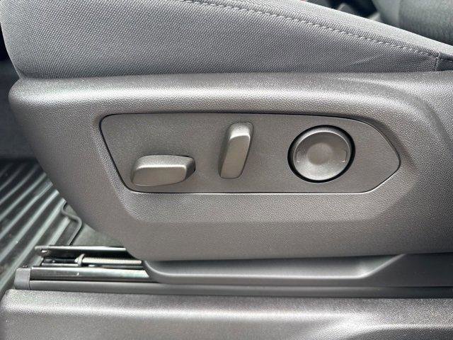 New 2025 Chevrolet Silverado 1500 LT image 11