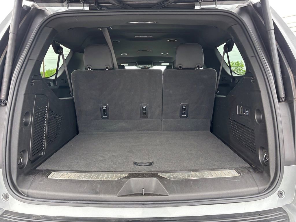 Used 2025 GMC Yukon XL Denali AWD/4WD image 28