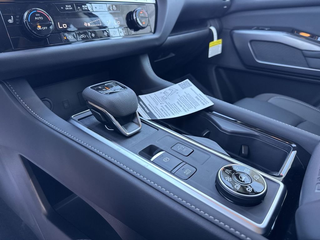 New 2026 Nissan Pathfinder SL image 20