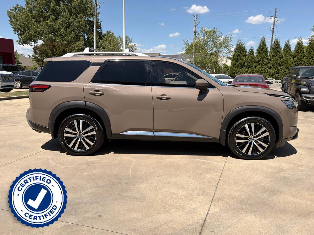 Certified 2023 Nissan Pathfinder Platinum w/ Lighting Package (N92) AWD/4WD image 2