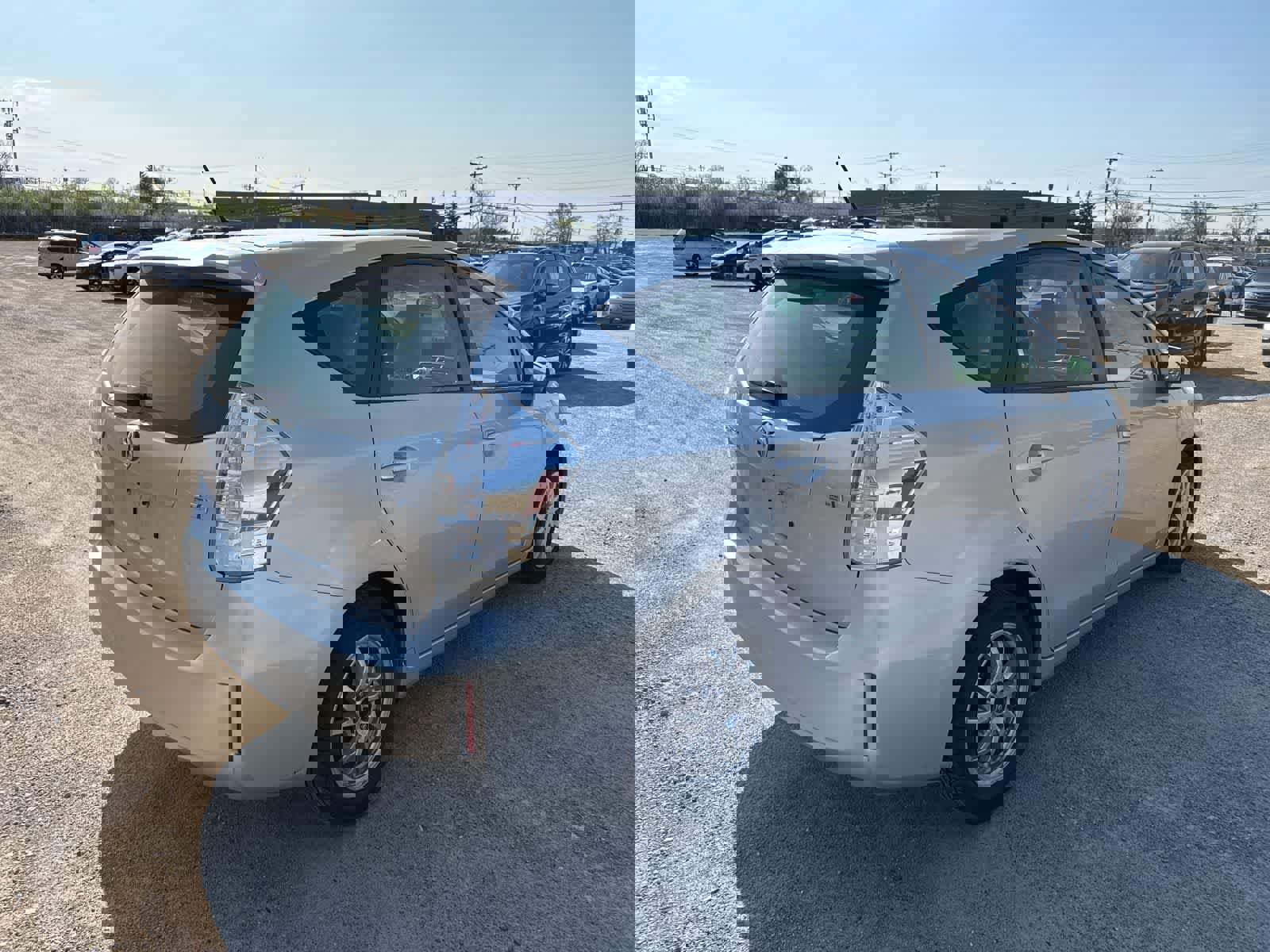 Used 2014 Toyota Prius V Three FWD image 3