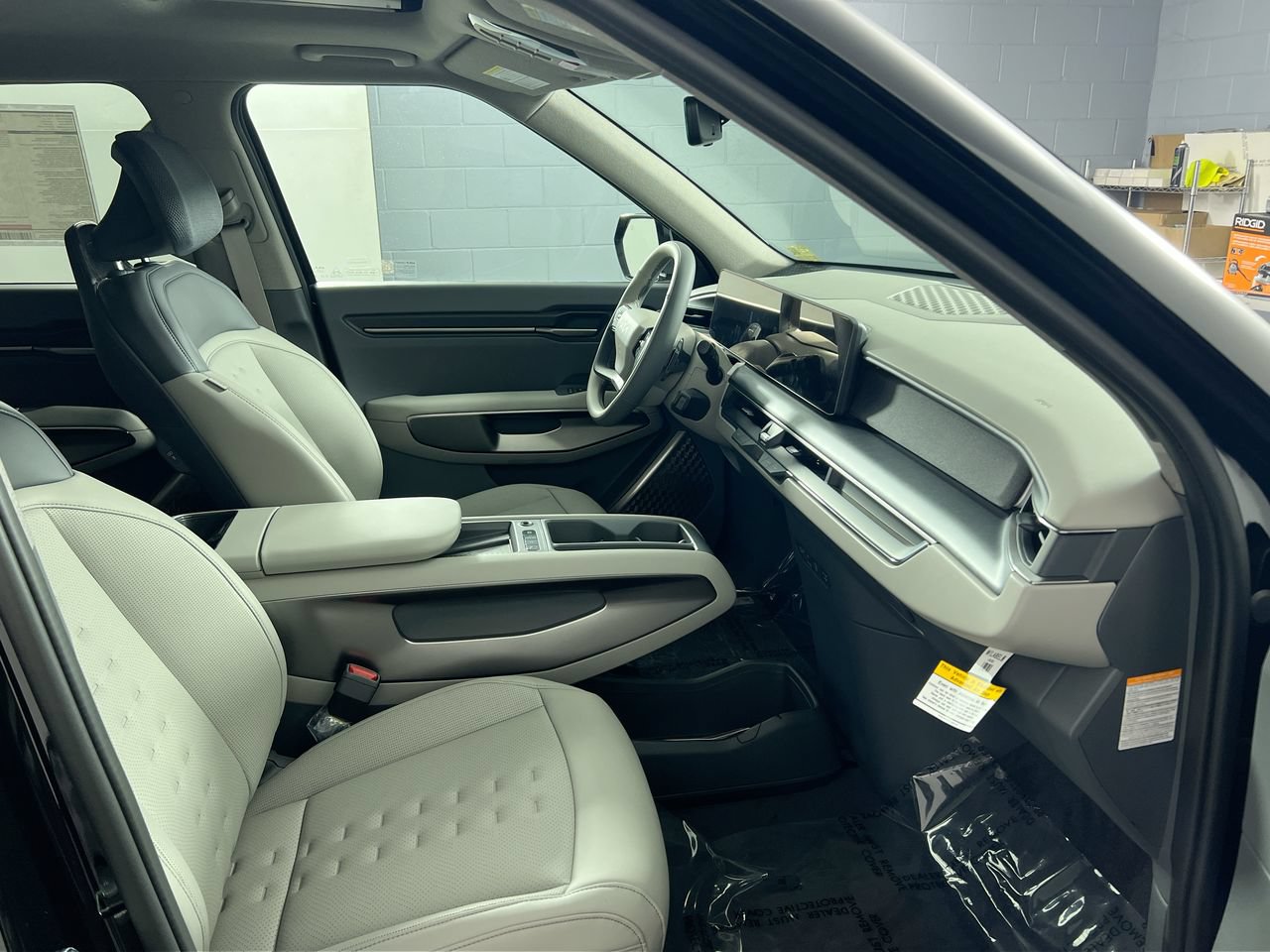 New 2026 Kia EV9 Wind AWD/4WD image 32