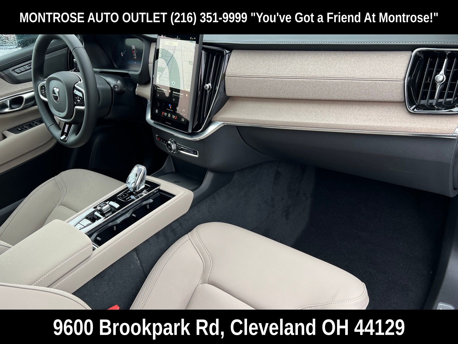 New 2026 Volvo XC90 B5 Core w/ Protection Package Premier image 17