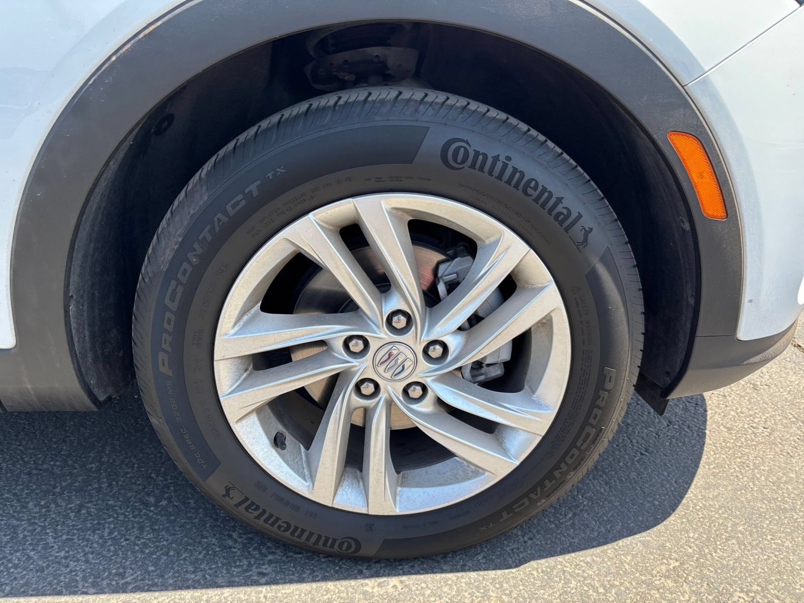 Used 2025 Buick Envista Preferred FWD image 28