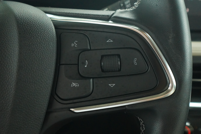 Used 2024 Buick Encore GX Preferred AWD/4WD image 13