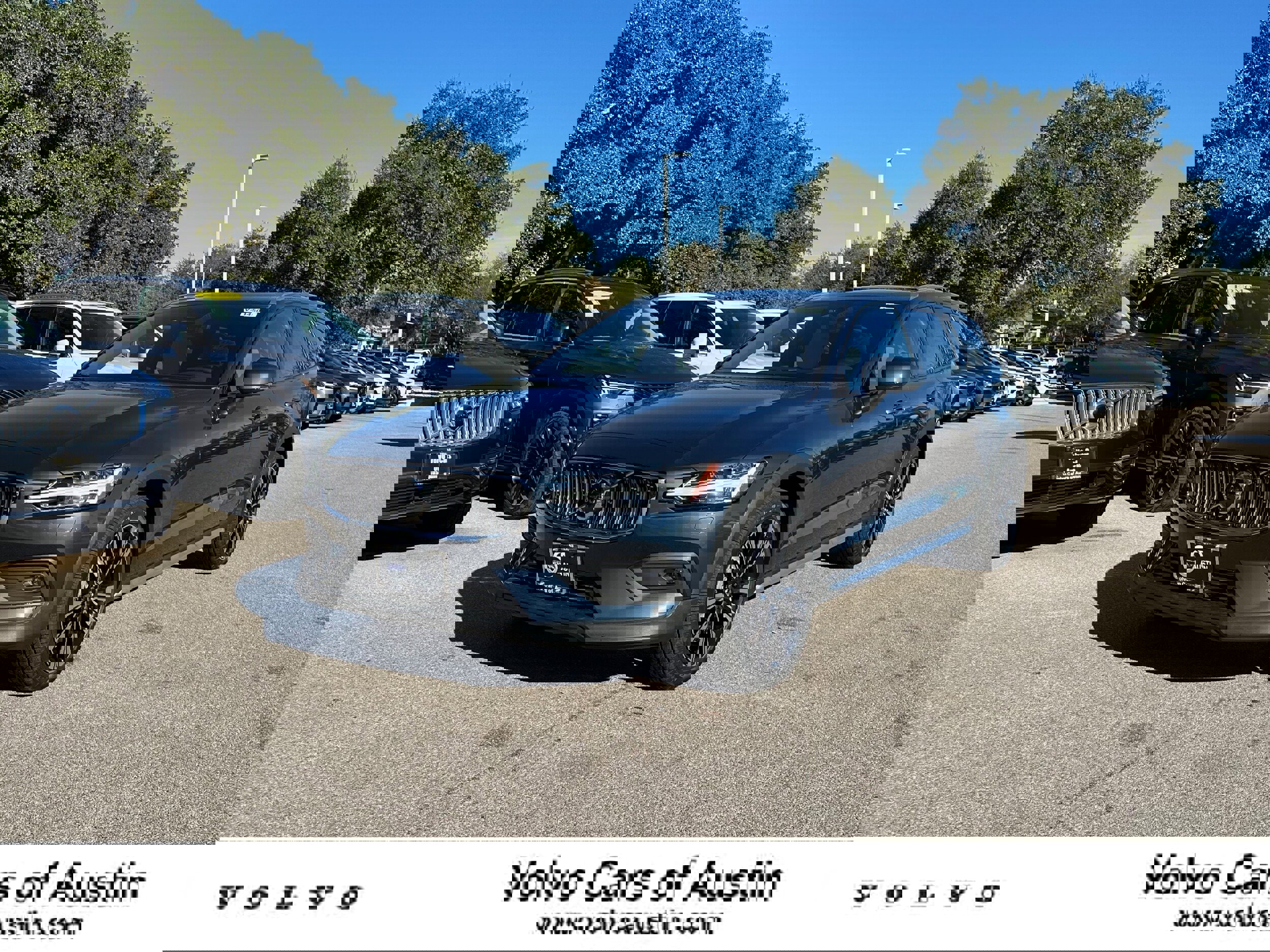 New 2026 Volvo V60 B5 Cross Country Ultra w/ Climate Package image 1