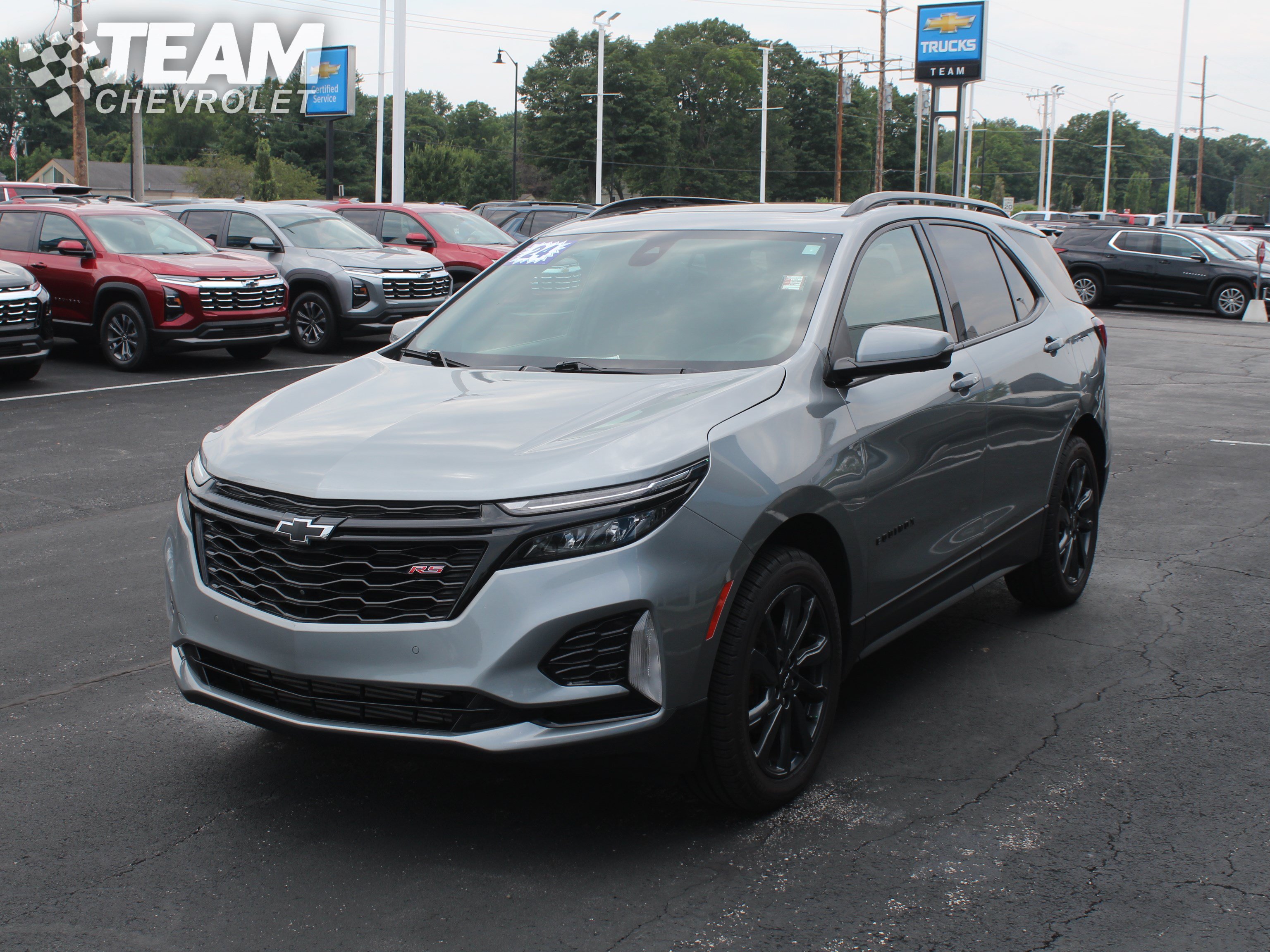 Used 2024 Chevrolet Equinox RS w/ RS Leather Package AWD/4WD image 8