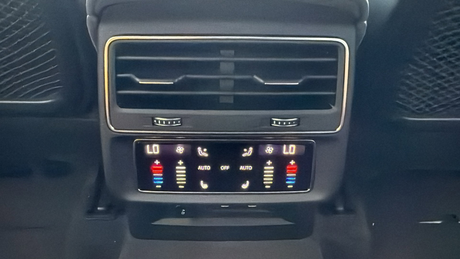 New 2026 Audi RS Q8 performance image 17