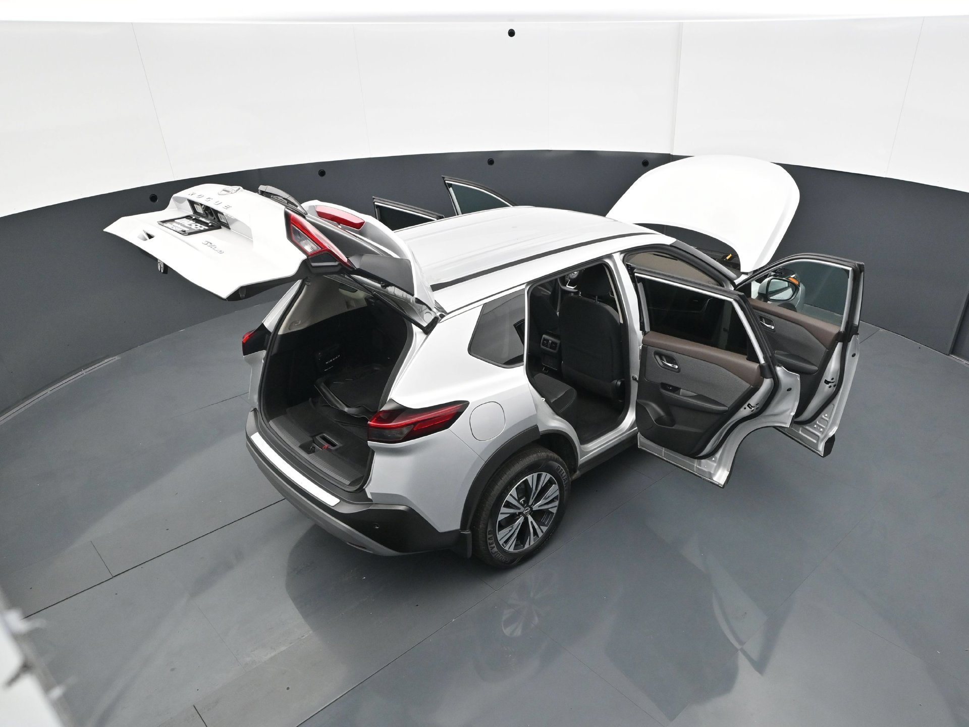 Used 2023 Nissan Rogue SV AWD/4WD image 42