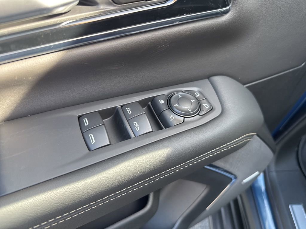 New 2026 GMC Yukon XL Elevation w/ LPO, Floor Liner Package image 23