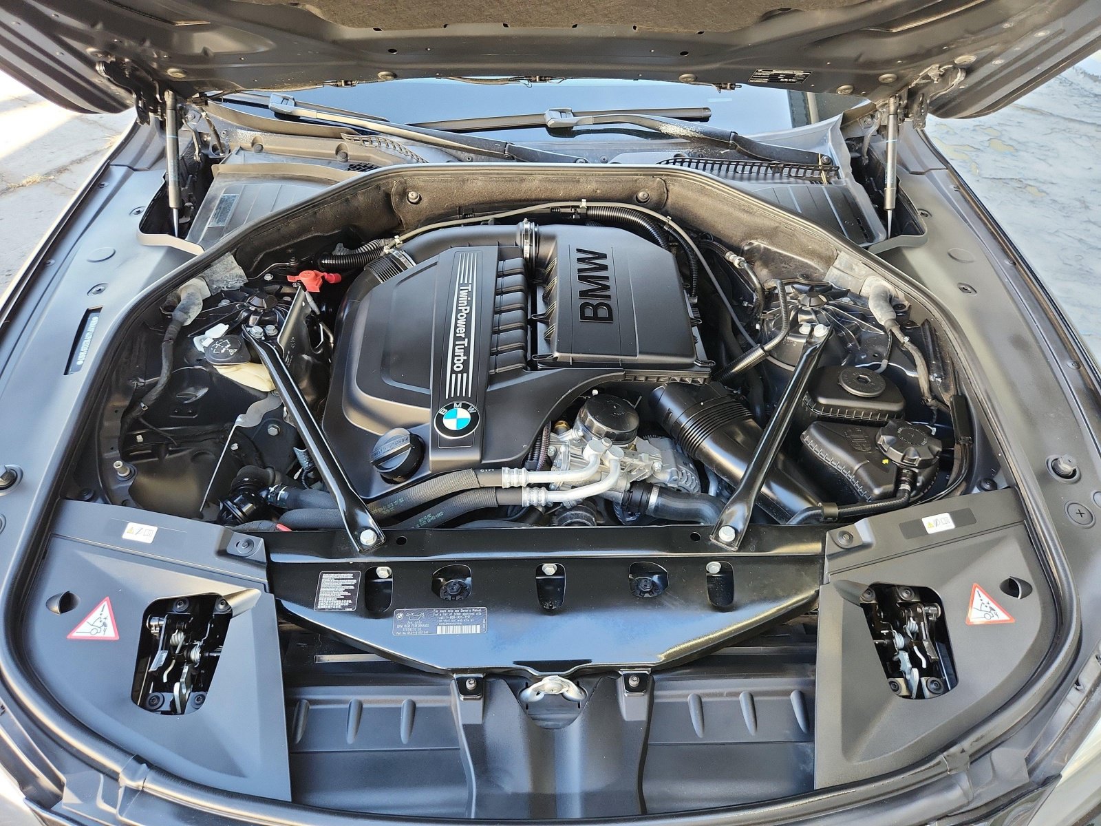 Used 2014 BMW 740Li xDrive AWD/4WD image 22