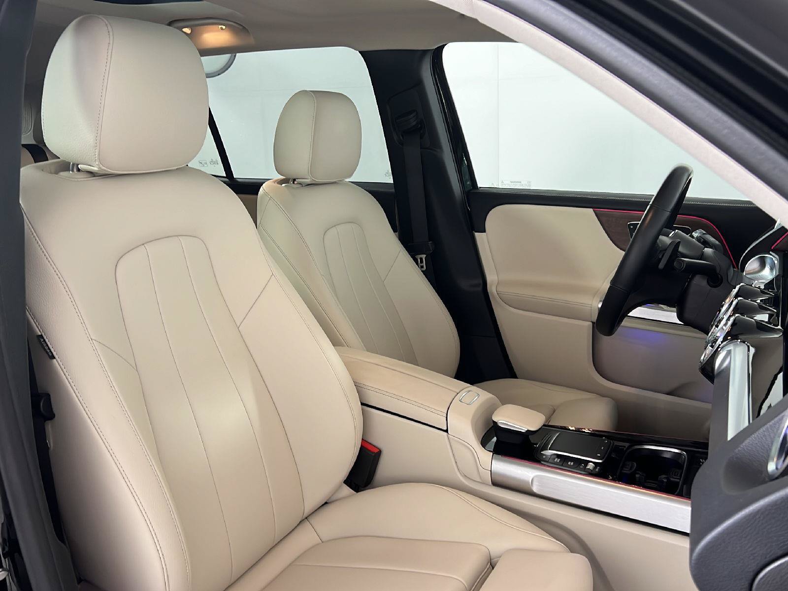 Used 2023 Mercedes-Benz GLB 250 4MATIC image 47