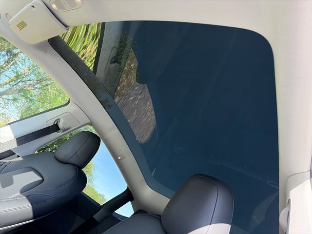 Used 2023 Tesla Model Y Performance AWD/4WD image 22