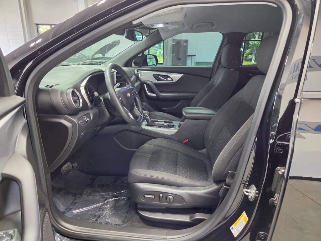 Used 2021 Chevrolet Blazer LT w/ Redline Edition AWD/4WD image 23