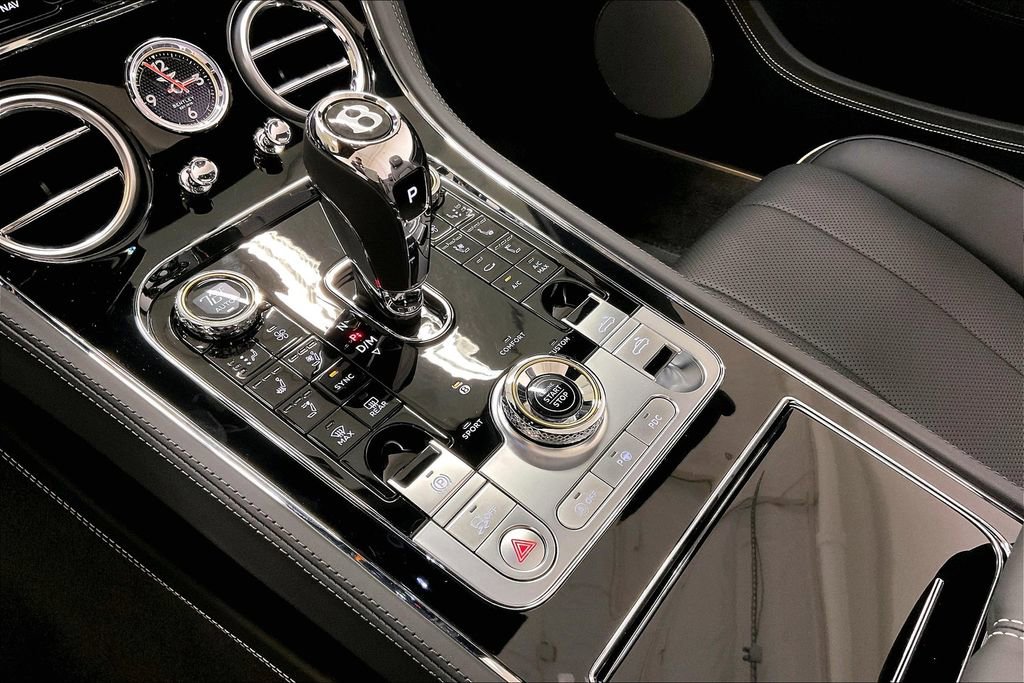 Used 2024 Bentley Continental GT image 12