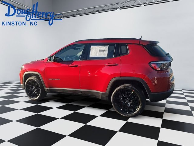 New 2026 Jeep Compass Latitude image 3