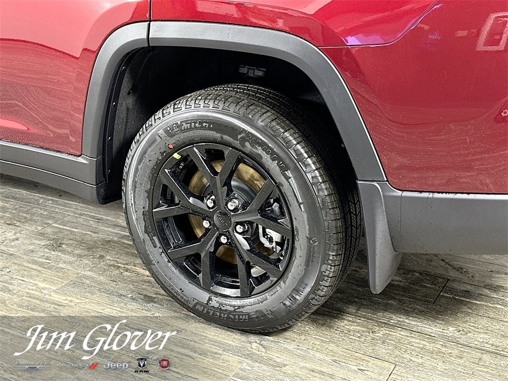 New 2025 Jeep Grand Cherokee L Altitude image 12