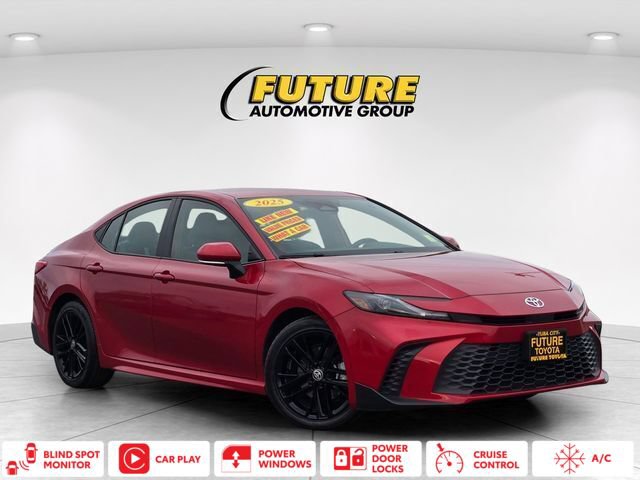 Used 2025 Toyota Camry SE