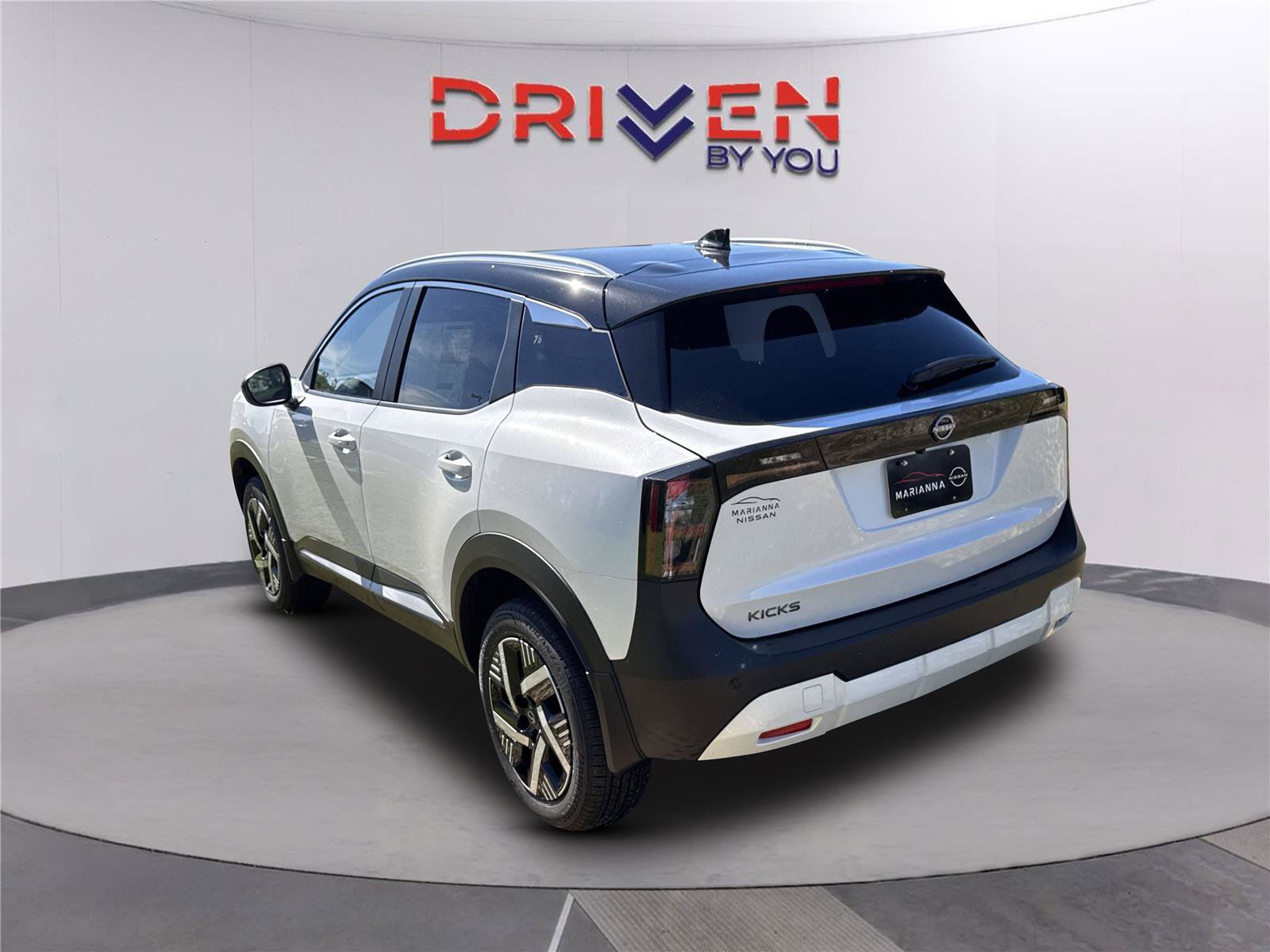 New 2026 Nissan Kicks SV w/ SV Premium Package FWD image 6