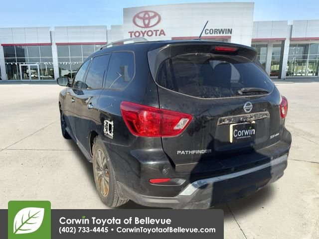 Used 2017 Nissan Pathfinder SV image 7