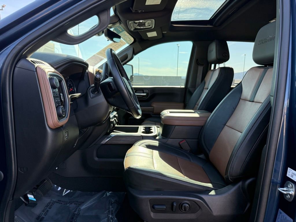 Used 2022 Chevrolet Silverado 2500 High Country w/ Z71 Off-Road Package image 13