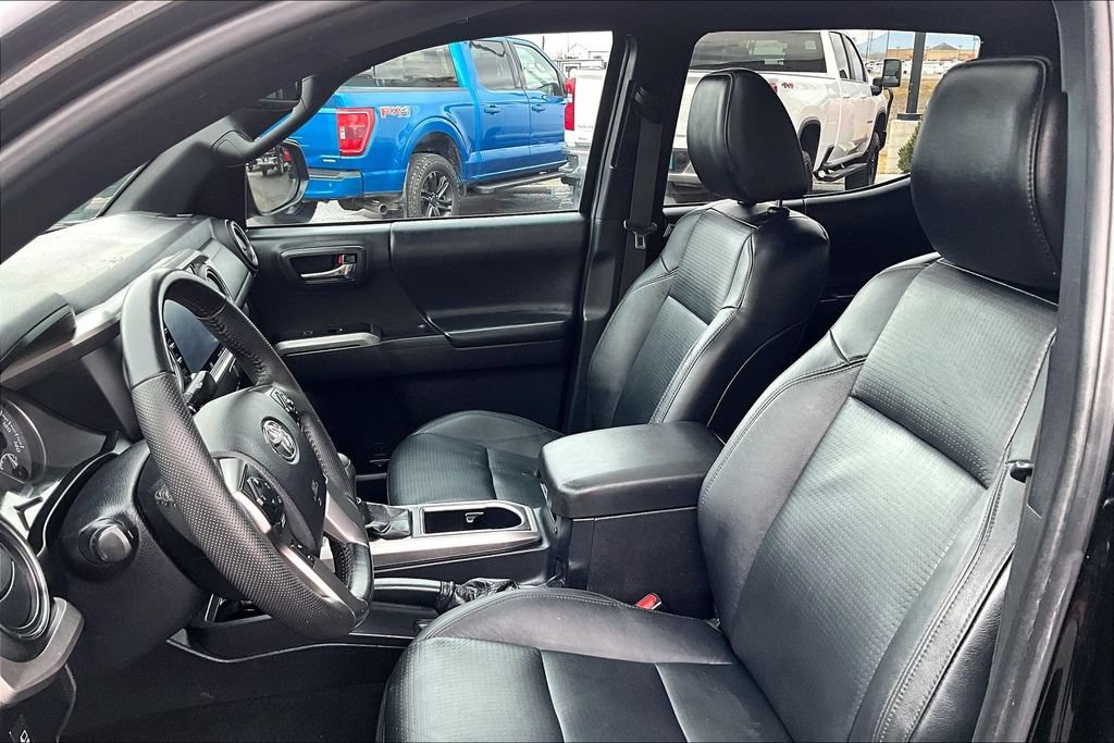 Used 2023 Toyota Tacoma Limited w/ Nightshade Package AWD/4WD image 26