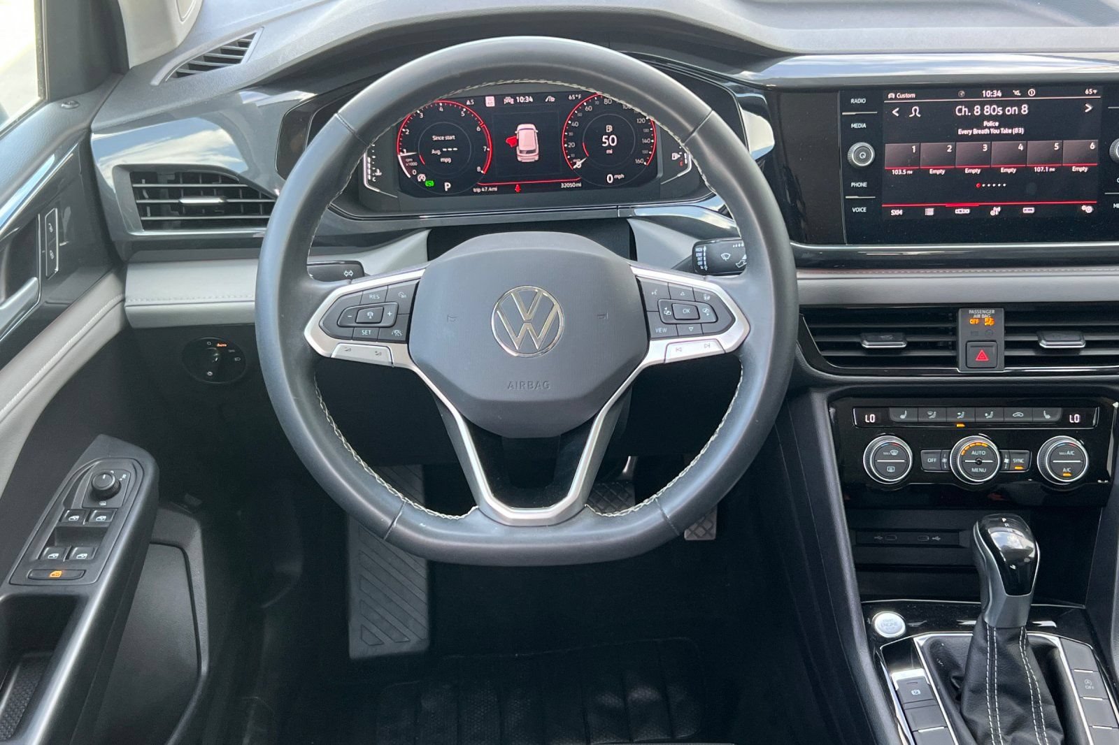 Used 2022 Volkswagen Taos SEL w/ Panoramic Sunroof Package AWD/4WD image 19