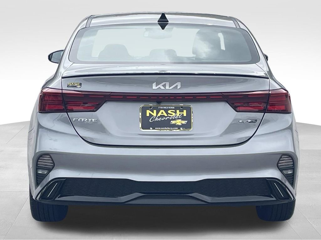 Used 2024 Kia Forte GT-Line w/ GT-Line Premium Package FWD image 4