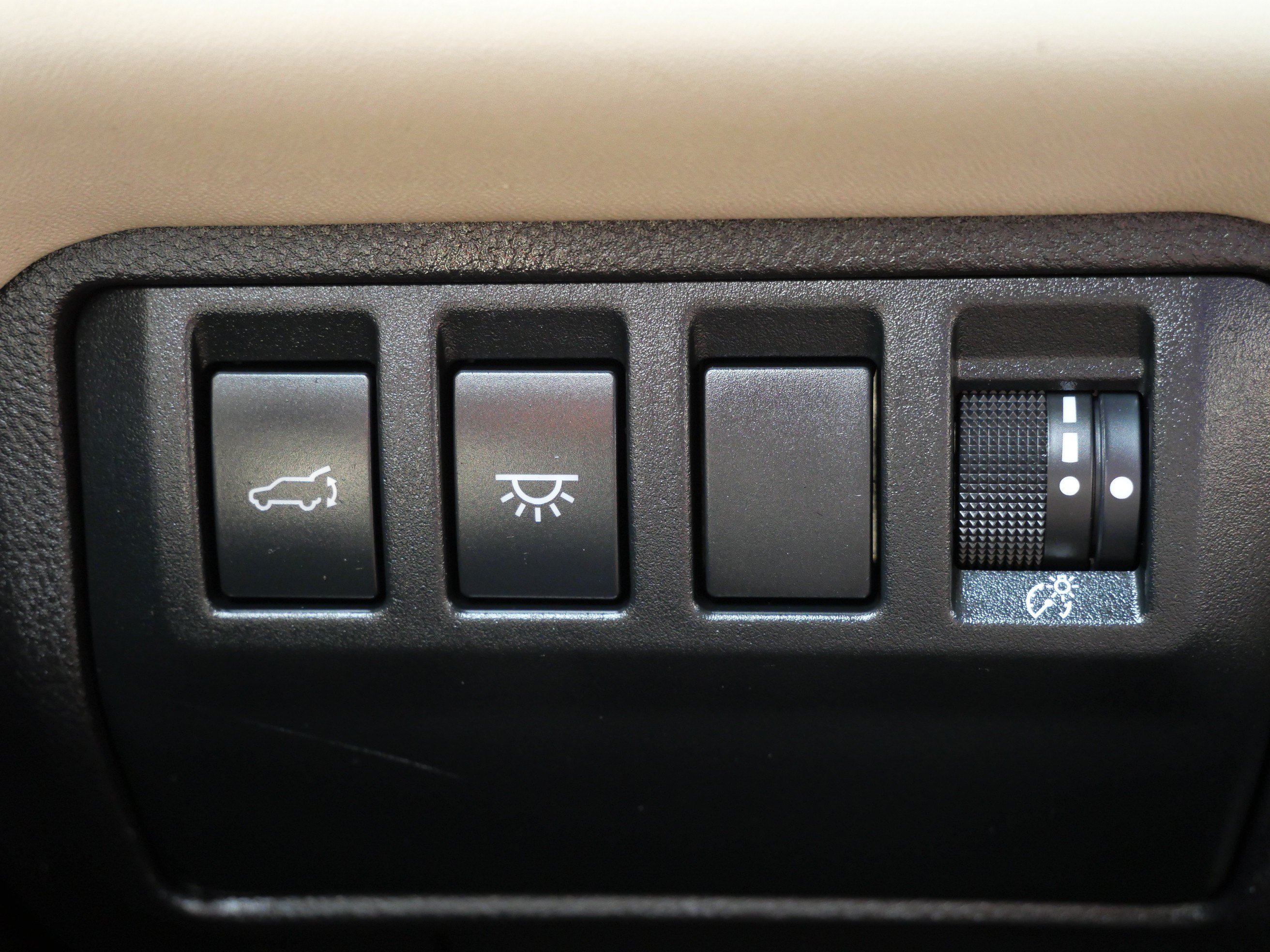Used 2024 Subaru Ascent Limited w/ Technology Package AWD/4WD image 26