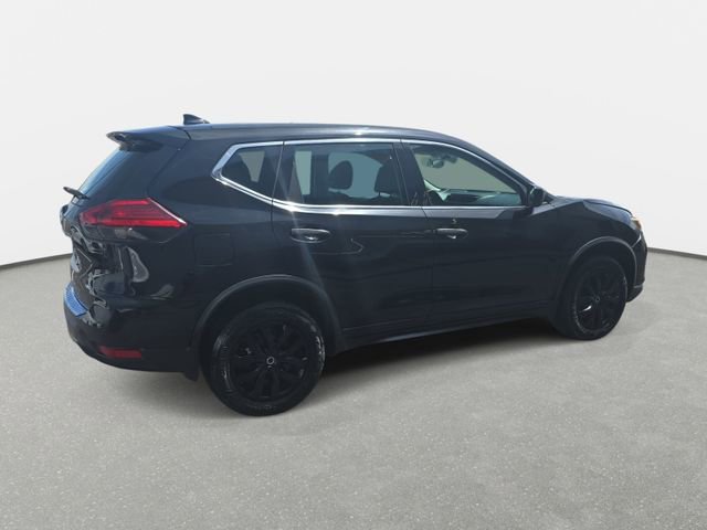 Used 2017 Nissan Rogue S image 5