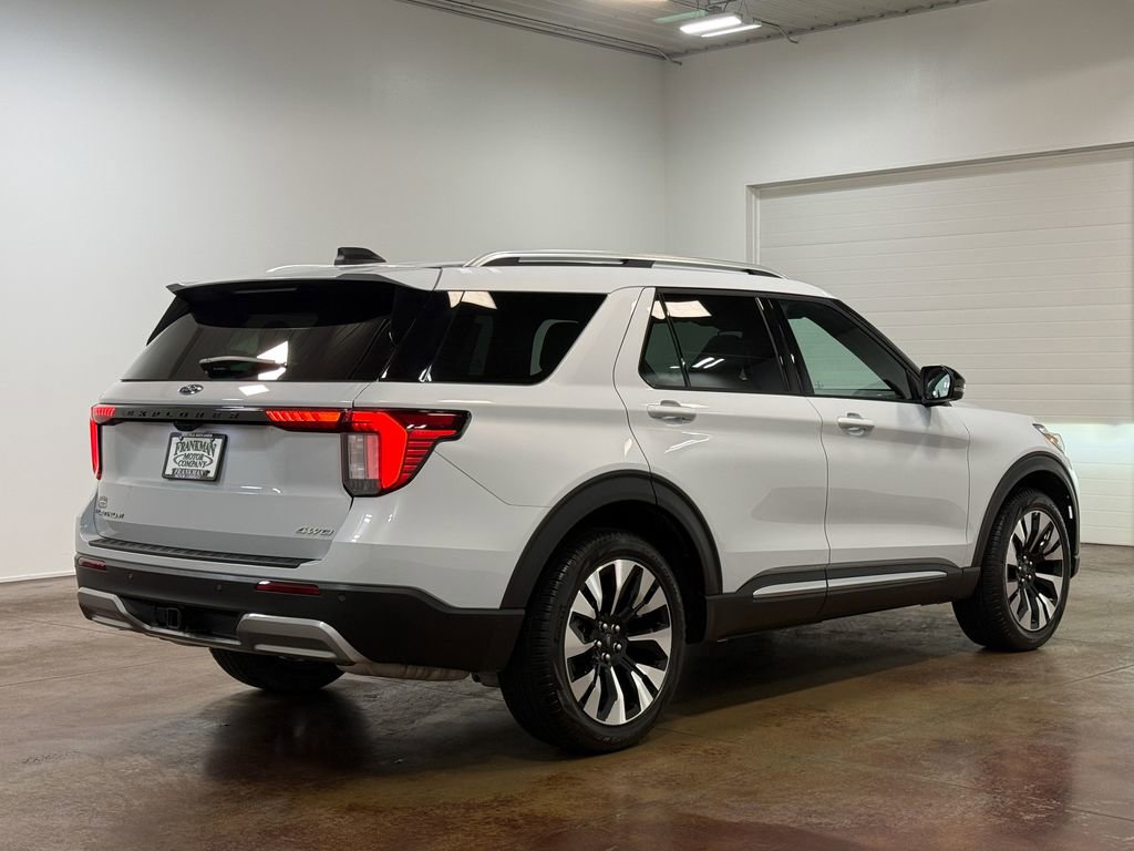 Used 2025 Ford Explorer Platinum w/ LUX Leather Package image 4