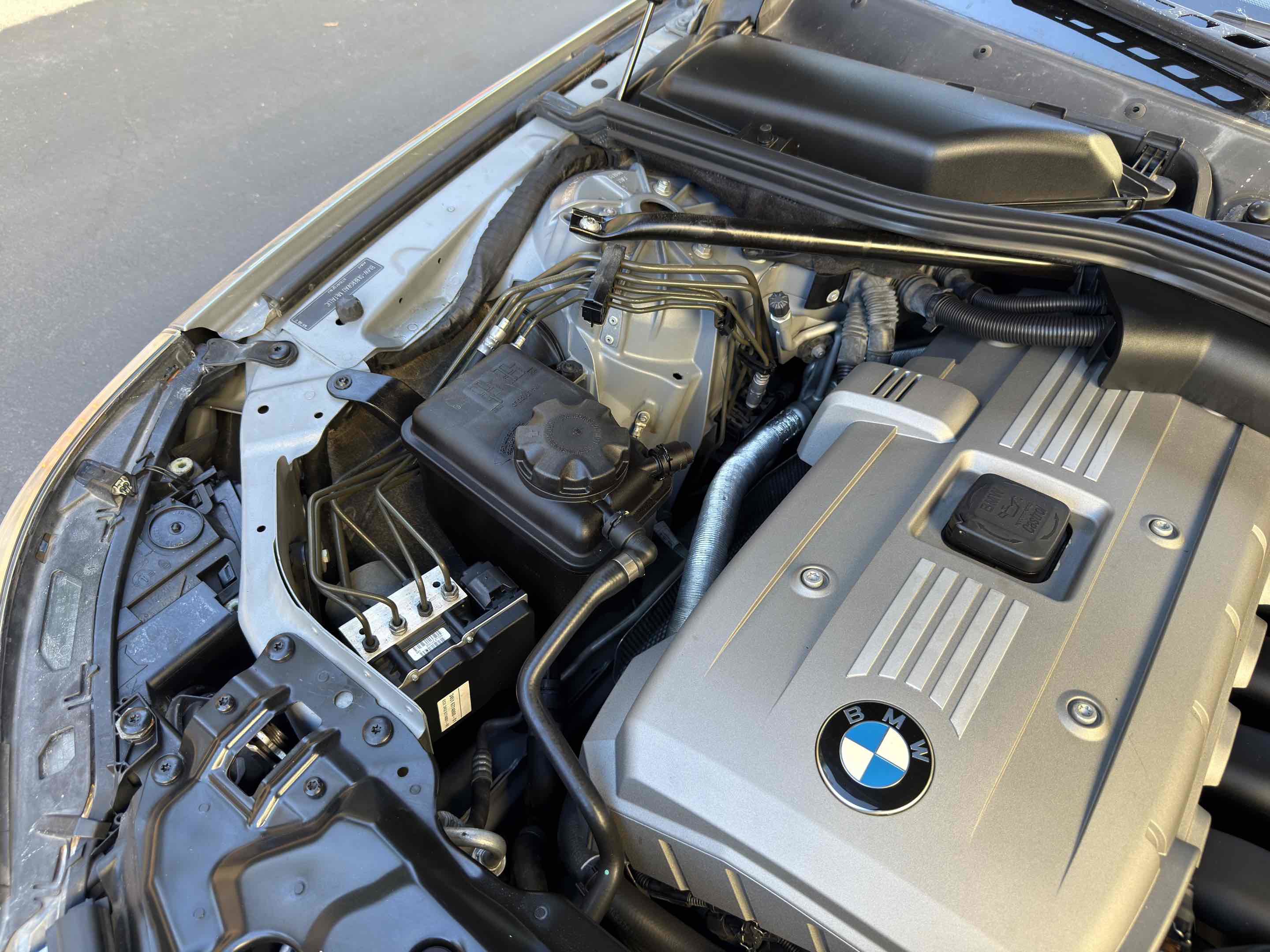 Used 2006 BMW 530xi Wagon image 78