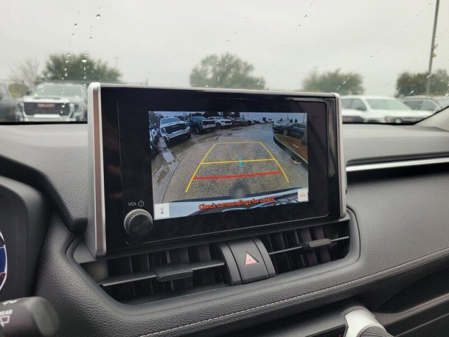 Used 2025 Toyota RAV4 LE image 23