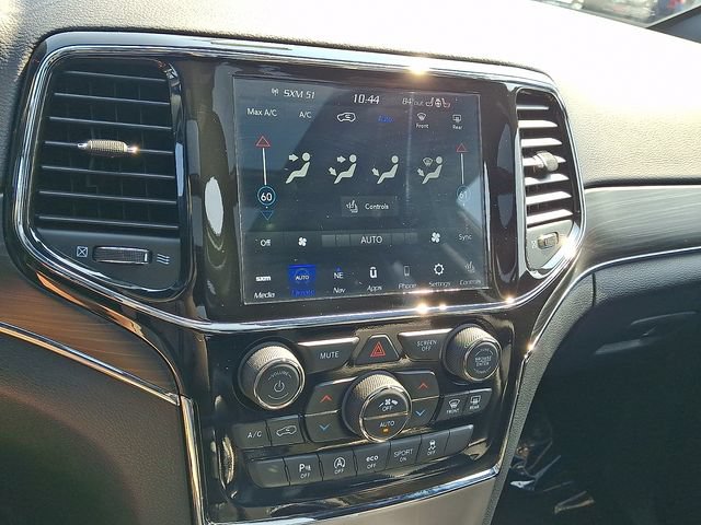 Used 2022 Jeep Grand Cherokee Limited AWD/4WD image 15
