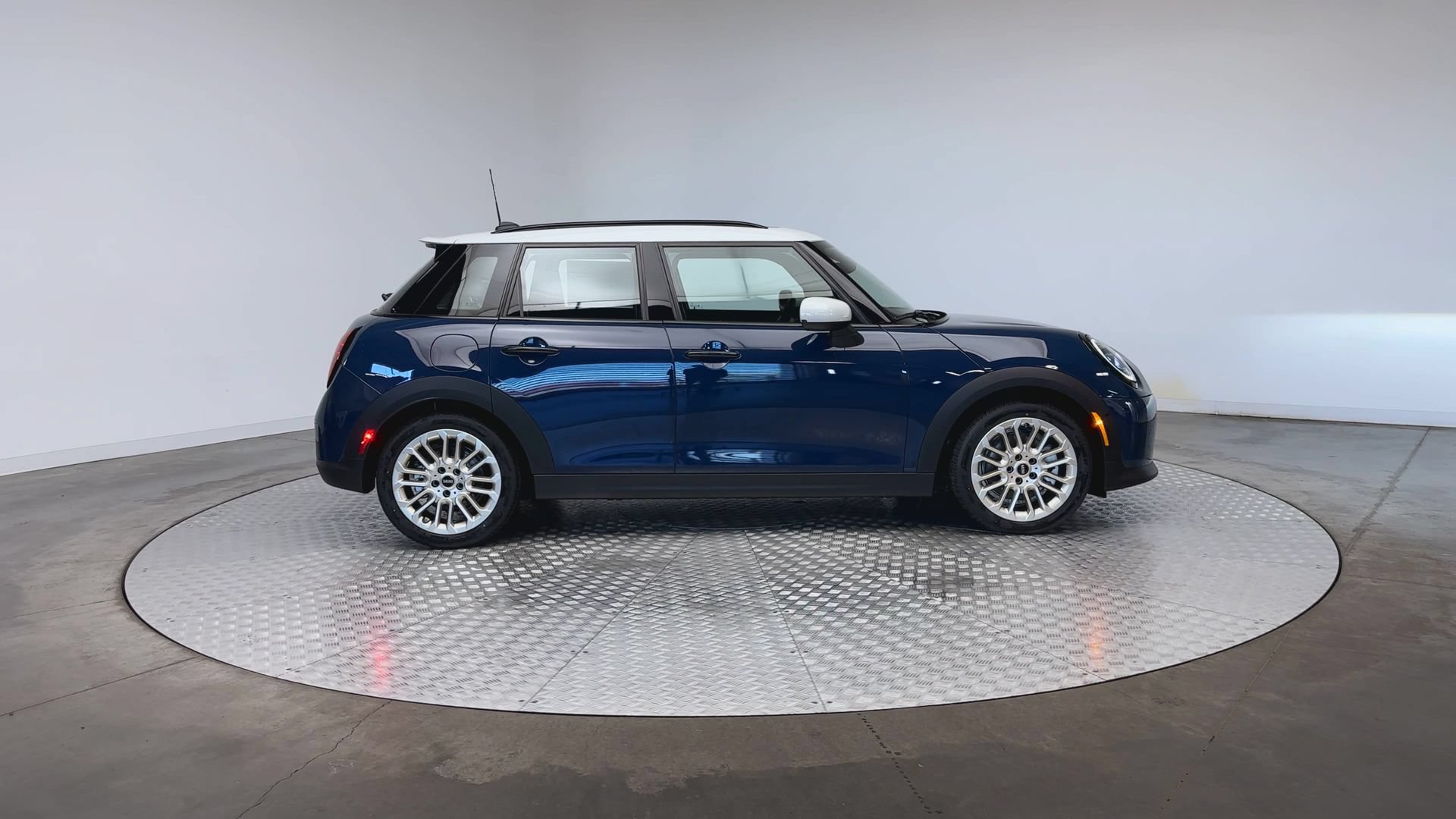 New 2027 MINI Cooper S FWD image 9