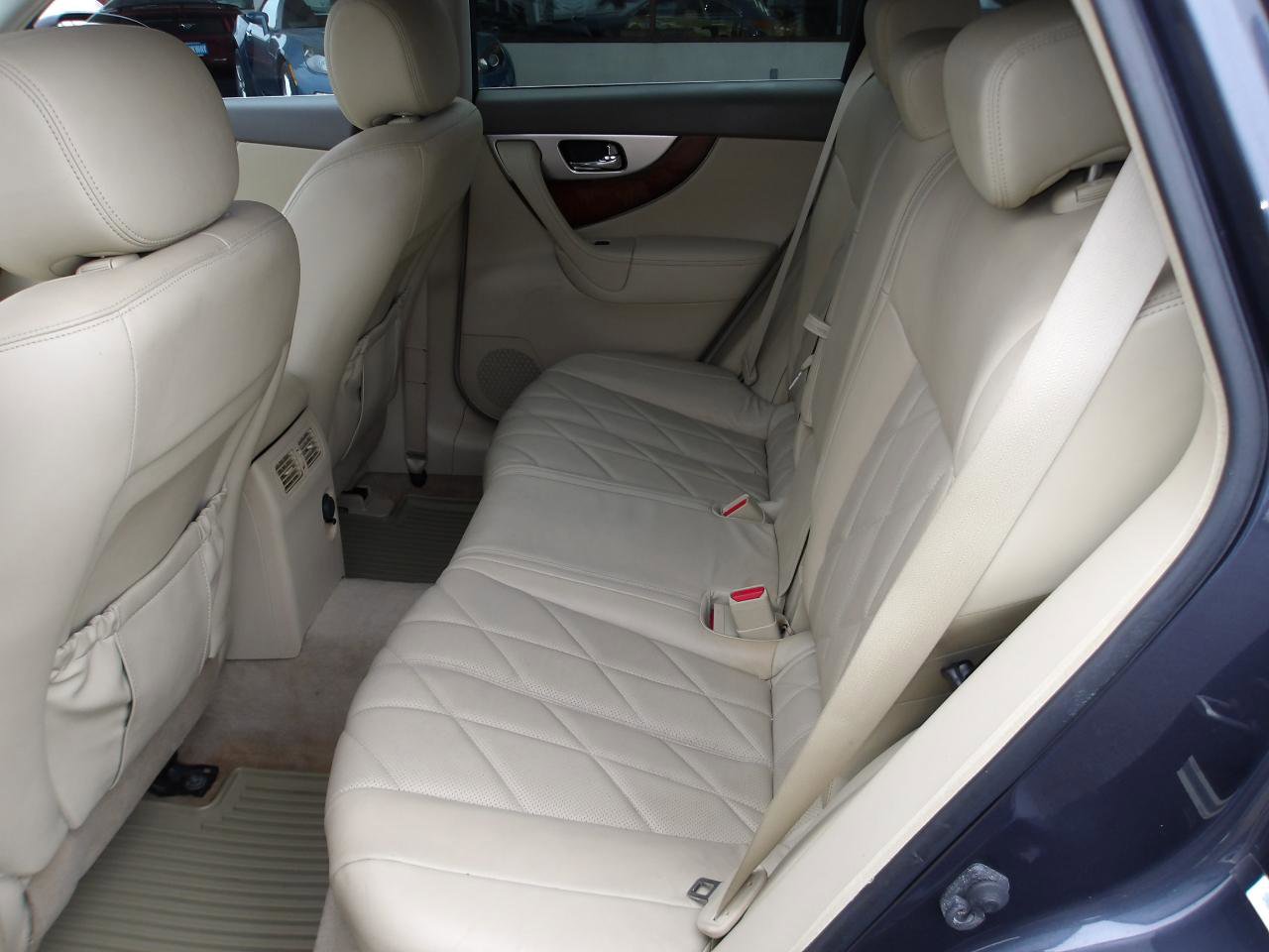 Used 2009 INFINITI FX35 AWD w/ Technology Pkg image 10