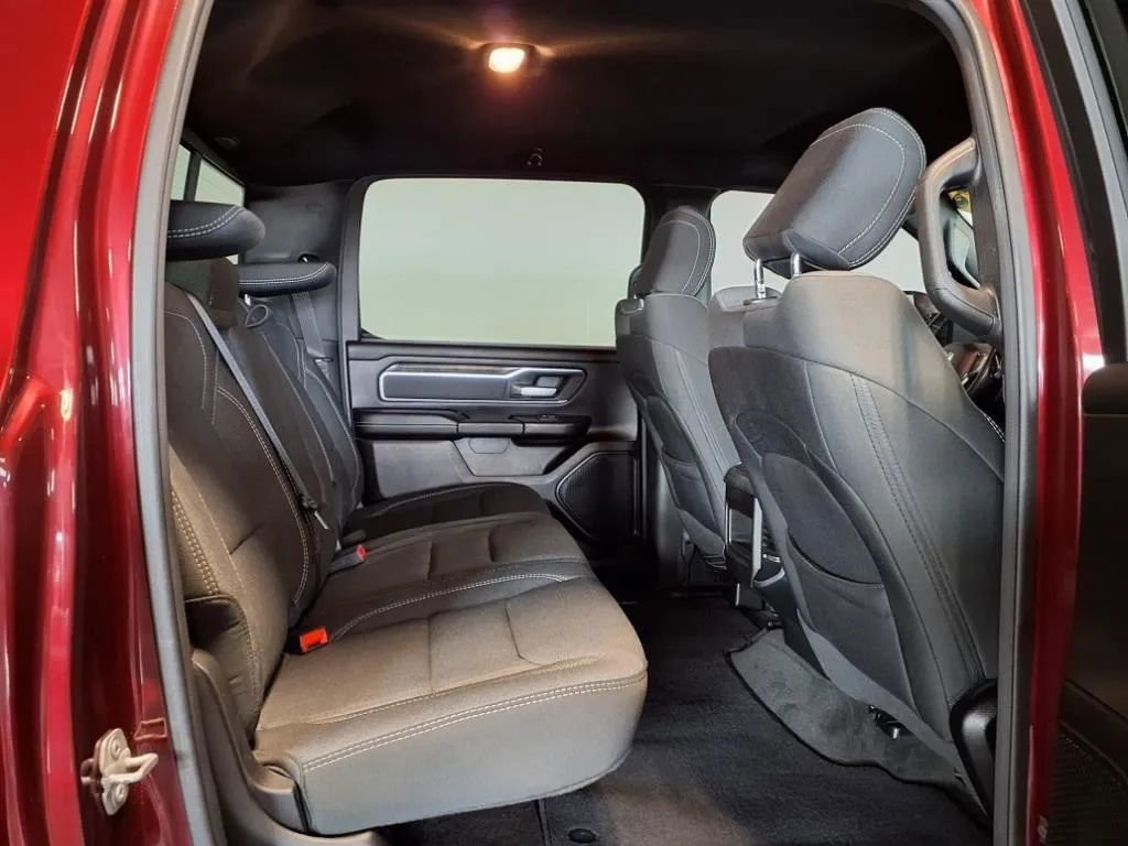 Used 2020 RAM 1500 Big Horn AWD/4WD image 9
