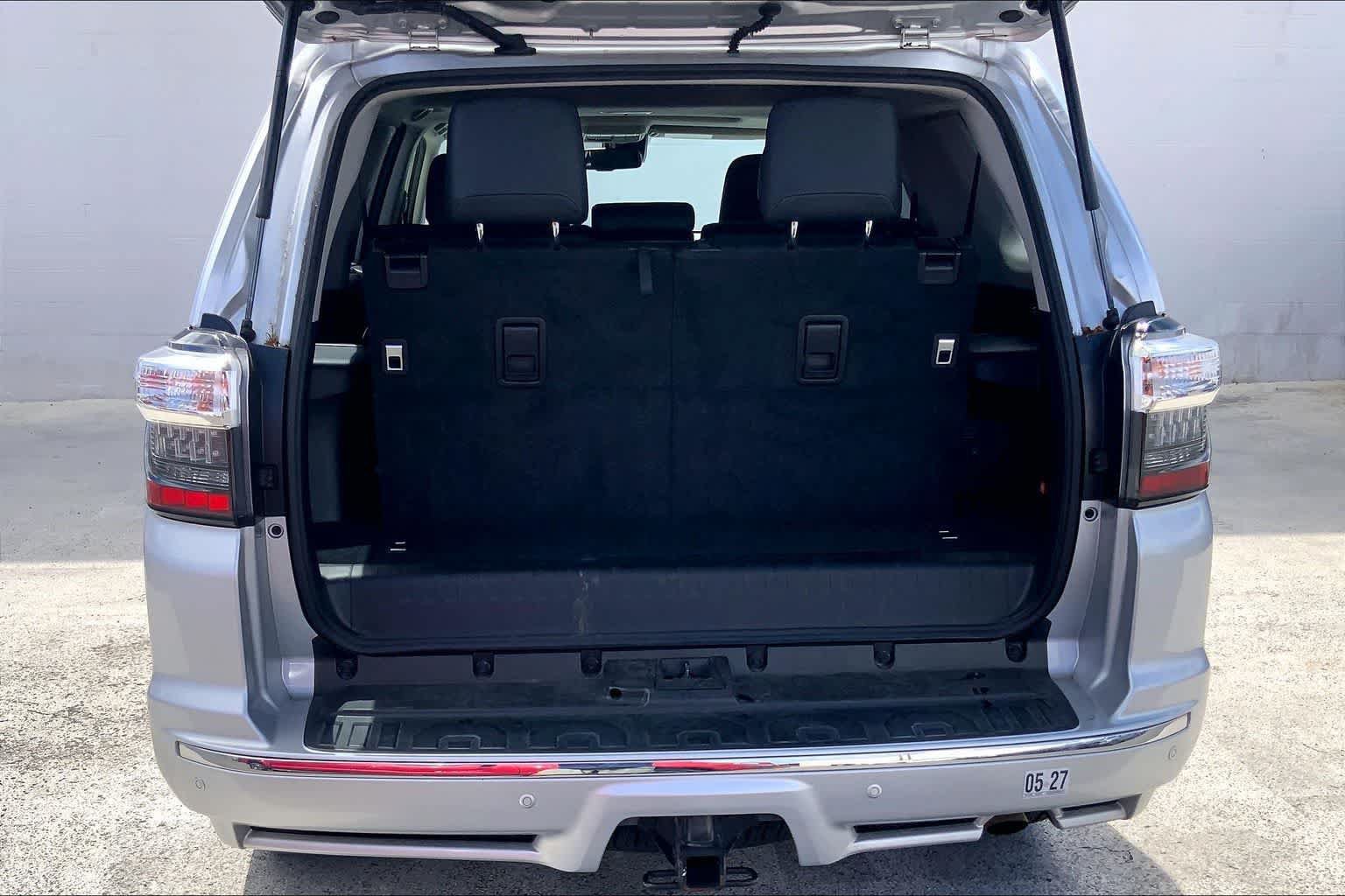 Used 2023 Toyota 4Runner Limited RWD image 18