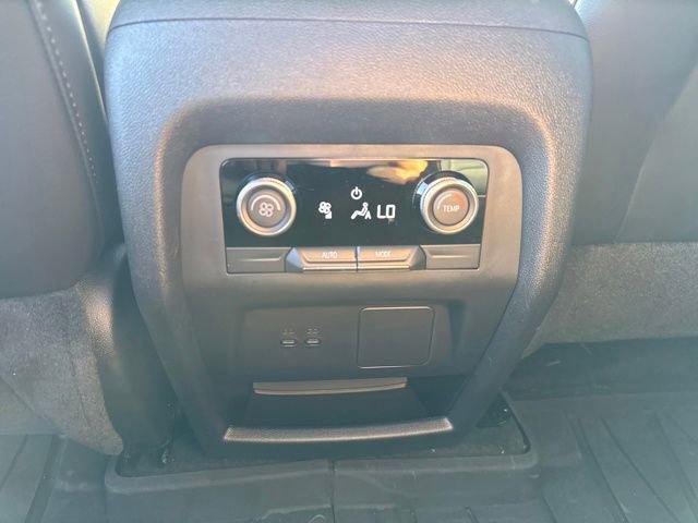 Used 2025 Buick Enclave Preferred image 21