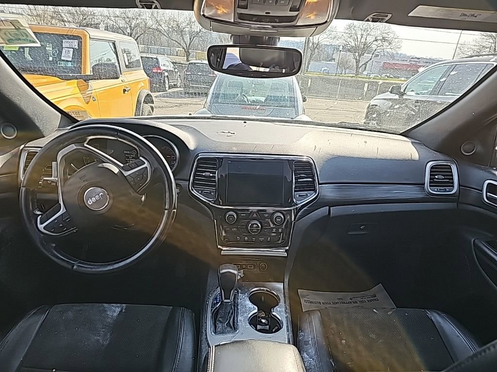 Used 2022 Jeep Grand Cherokee Laredo X image 4